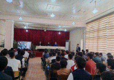 Samarqand tuman politexnikumida "Raxbar va yoshlar uchrashuvi" bo'lib o'tdi