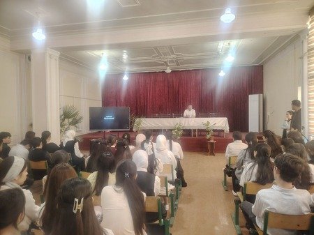 Samarqan tuman politexnikumi o'quvchi-yoshlarini mehr-oqibat, muomila madaniyati chuqur aks etgan "Quduq" badiiy filmi namoyish etildi Samarqan tuman politexnikumi o'quvchi-yoshlarini mehr-oqibat, muomila madaniyati chuqur aks etgan "Quduq" badiiy filmi namoyish etildi