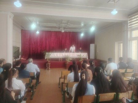 Oʻquvchi-yoshlar bilan “Sohibqiron Amir Temur yoshlar nigohida” mavzusida davra suhbati oʻtkazildi Oʻquvchi-yoshlar bilan “Sohibqiron Amir Temur yoshlar nigohida” mavzusida davra suhbati oʻtkazildi