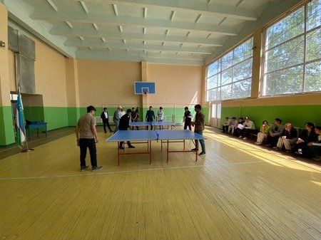 Samarqand tuman politexnikumida ''O'quvchilar ligasi" sport musobaqalari doirasida sportning stol tennisi bo'yicha musobaqa o'tkazildi