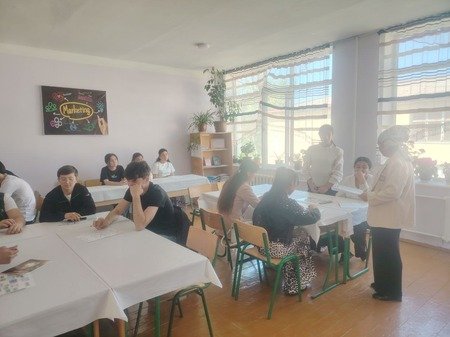 Odam savdosi – davr muammosi mavzusida Maʼnaviyat soatlari yuqori saviyada tashkil etildi Odam savdosi – davr muammosi mavzusida Maʼnaviyat soatlari yuqori saviyada tashkil etildi