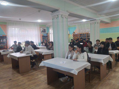 “Vatan kelajagi uchun barchamiz daxldormiz” shiori ostida bugunning dolzarb mavzularida debatlar o‘tkazildi