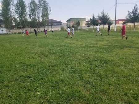 “Oʻquvchilar ligasi” sport musobaqalari turkumida futbol sport turi bo'yicha musobaqa oʻtkazildi