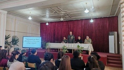 Samarqand tuman  politexnikumida o‘quvchi yoshlar ishtirokida "Vatanparvarlik – chinakam e’tiqotga aylantiraylik"mavzusida  davra suhbati bo'ldi