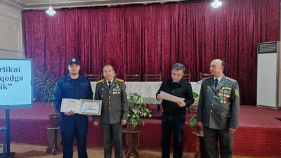 Samarqand tuman  politexnikumida o‘quvchi yoshlar ishtirokida "Vatanparvarlik – chinakam e’tiqotga aylantiraylik"mavzusida  davra suhbati bo'ldi