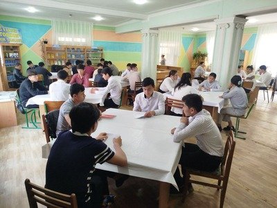 Samarqand tuman politexnikumida "Zakovat "intellektual o'yini  