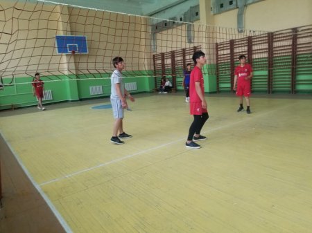 “Besh tashabbus olimpiadasi” doirasida voleybol musobaqasi bo’lib o’tdi