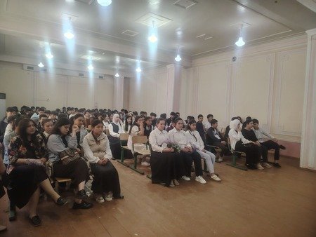 Samarqand tuman politexnikumida kasb va yoshlar ochiq muloqot oyligi 