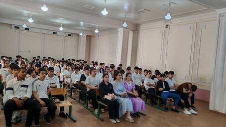 “Vatan ozodligi — oliy saodat” mavzusida davra suhbati tashkil etildi