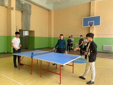 Stol tennisi sport turi boʻyicha “Oʻquvchilar ligasi” sport musobaqasi oʻtkazildi.