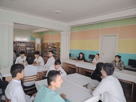 Jadidlar va qatagʻon qurbonlari xotirasiga bagʻishlangan “Maʼrifat gurunglari” kechasi tashkil qilindi.