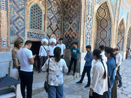 “Oʻquvchilarning muzeylarga tashrifi” loyihasi amalga oshirildi.