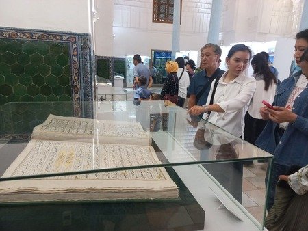 “Oʻquvchilarning muzeylarga tashrifi” loyihasi amalga oshirildi.