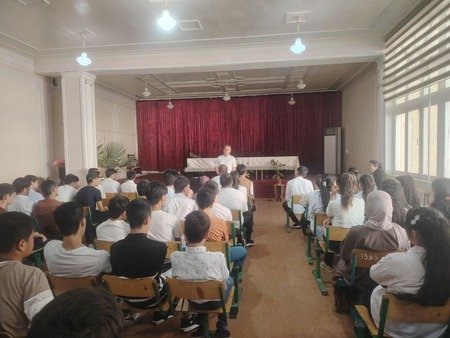 “Yoshlarning maʼnaviy-axloqiy holatiga salbiy taʼsir koʻrsatuvchi huquqbuzarlik, giyohvandlik, axloqsizlik kabi muammolarni bartaraf etish".