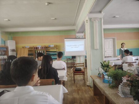 “Giyohvandlik va OITS – asr vabosi” mavzusida davra suhbati tashkil etildi. 