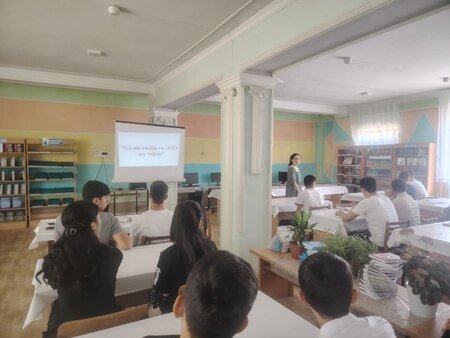 “Giyohvandlik va OITS – asr vabosi” mavzusida davra suhbati tashkil etildi. 