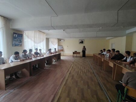 “Jadidchilik harakati namoyondalari va ularning faoliyati” toʻgʻrisida maʼnaviy-maʼrifiy davra suhbati tashkil etildi. 