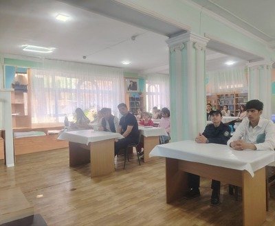 “Kitobxon oʻquvchi” loyihasi doirasida Jeyms Klirning “Atom odatlar” asarini muhokama qilindi