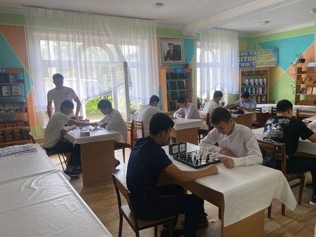 Shaxmat sport turlari boʻyicha “Oʻquvchilar ligasi” sport musobaqasi oʻtkazildi